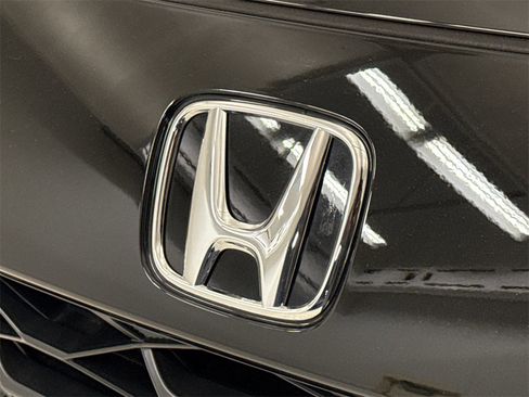 Certified 2026 Honda HR-V LX image 6