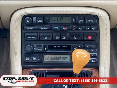 Used 1998 Jaguar XK8 Coupe image 12