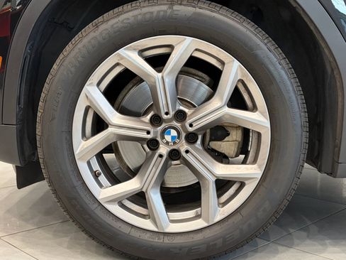 Used 2022 BMW X3 xDrive30i AWD/4WD image 11