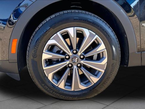 Certified 2025 Buick Envision Preferred AWD/4WD image 11