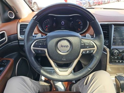 Used 2016 Jeep Grand Cherokee Summit AWD/4WD image 16