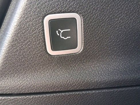 New 2026 Chrysler Pacifica Select image 33