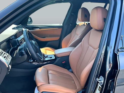 Used 2024 BMW X3 sDrive30i w/ Premium Package RWD image 8