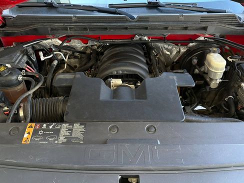 Used 2017 GMC Sierra 1500 SLE w/ Suspension Package, Off-Road AWD/4WD image 48