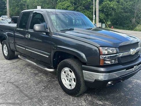 Used 2003 Chevrolet Silverado 1500 4x4 Extended Cab image 3