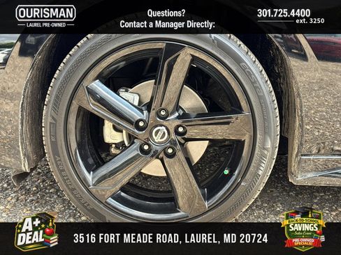 Used 2023 Nissan Sentra SR w/ Midnight Edition Package FWD image 5