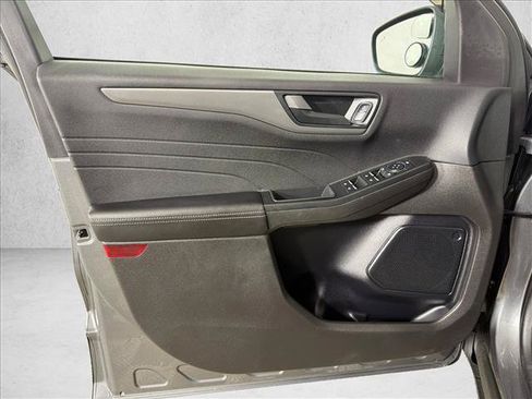 Used 2024 Ford Escape Active FWD image 10