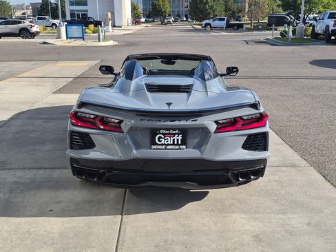Used 2024 Chevrolet Corvette Stingray Preferred Conv w/ Z51 Performance Package RWD image 4