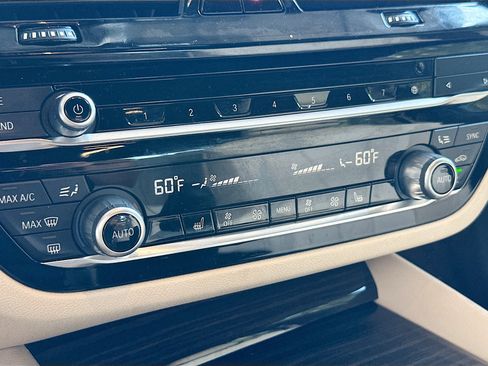 Certified 2023 BMW 530i w/ Premium Package image 16