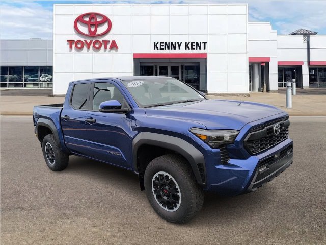 Used 2024 Toyota Tacoma TRD Off-Road w/ TRD Off Road Upgrade Package AWD/4WD image 1