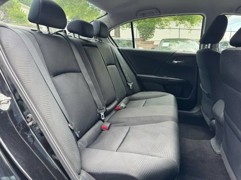 Used 2015 Honda Accord LX image 18