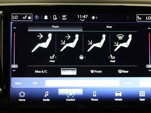 Used 2024 Chrysler Pacifica Touring-L FWD image 29