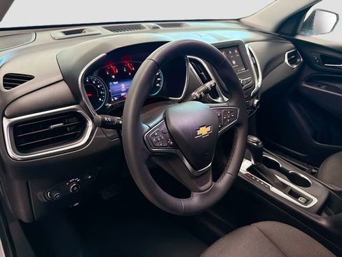 Used 2020 Chevrolet Equinox LT image 12