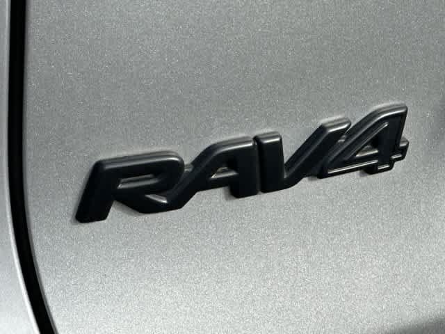 Used 2022 Toyota RAV4 XLE w/ Convenience Package AWD/4WD image 27