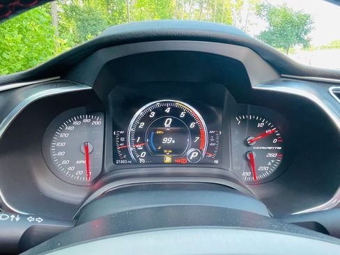 Used 2017 Chevrolet Corvette Grand Sport w/ Z07 Performance Package RWD image 35