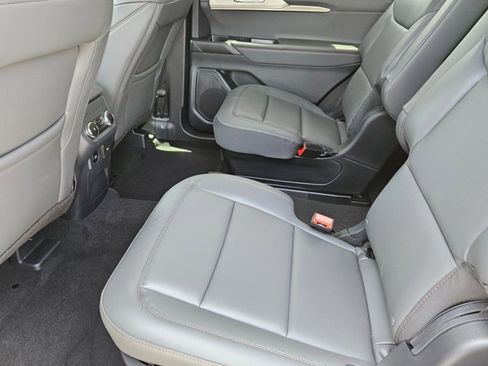 New 2026 Ford Explorer Active RWD image 16