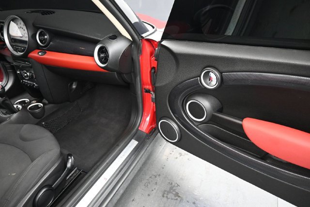 Used 2013 MINI Cooper S FWD image 19
