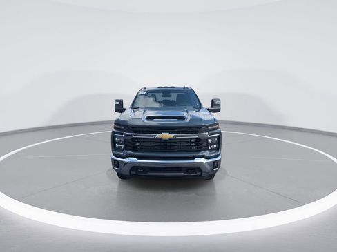 New 2026 Chevrolet Silverado 3500 LT w/ Convenience Package AWD/4WD image 3