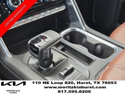 Used 2023 GMC Sierra 1500 Denali Ultimate AWD/4WD image 9
