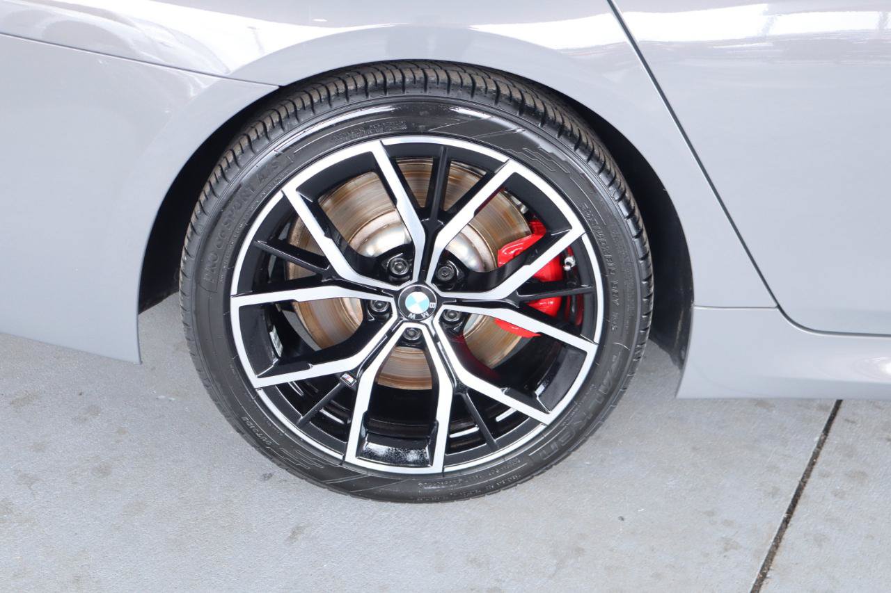 Used 2021 BMW 540i w/ M Sport Package RWD image 5
