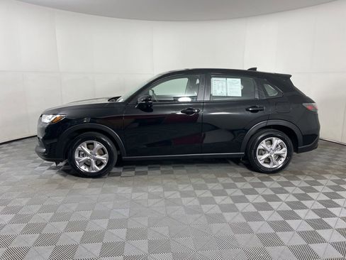 Certified 2024 Honda HR-V LX image 2