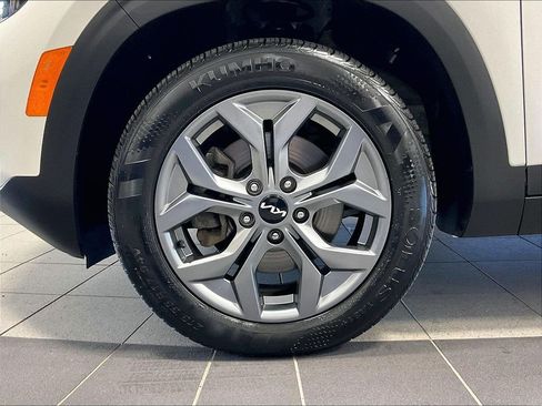 Used 2024 Kia Seltos S AWD/4WD image 7