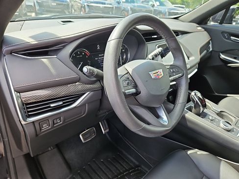 Certified 2023 Cadillac XT4 Sport w/ Cold Weather Package AWD/4WD image 16