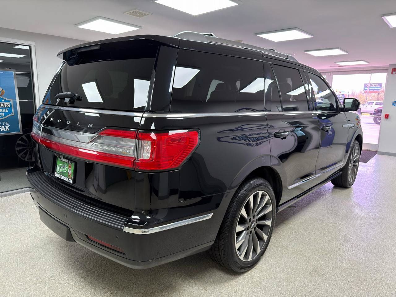 Used 2020 Lincoln Navigator Reserve w/ Luxury Package AWD/4WD image 3
