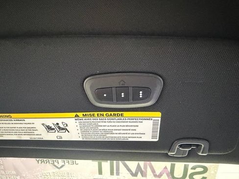 Used 2026 Chrysler Pacifica Select FWD image 21