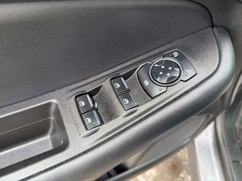 Used 2024 Ford Edge SEL image 20