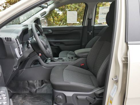 New 2025 Ford Ranger XL image 3