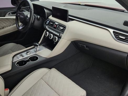 Used 2022 Genesis G70 3.3T RWD image 26