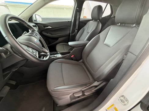 Used 2025 Buick Encore GX Preferred FWD image 25