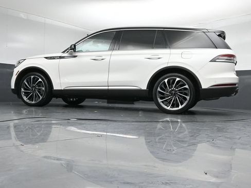 Used 2021 Lincoln Aviator Reserve w/ Equipment Group 202A AWD/4WD image 39