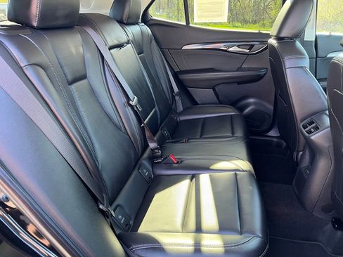 Used 2025 Buick Envision Preferred image 16