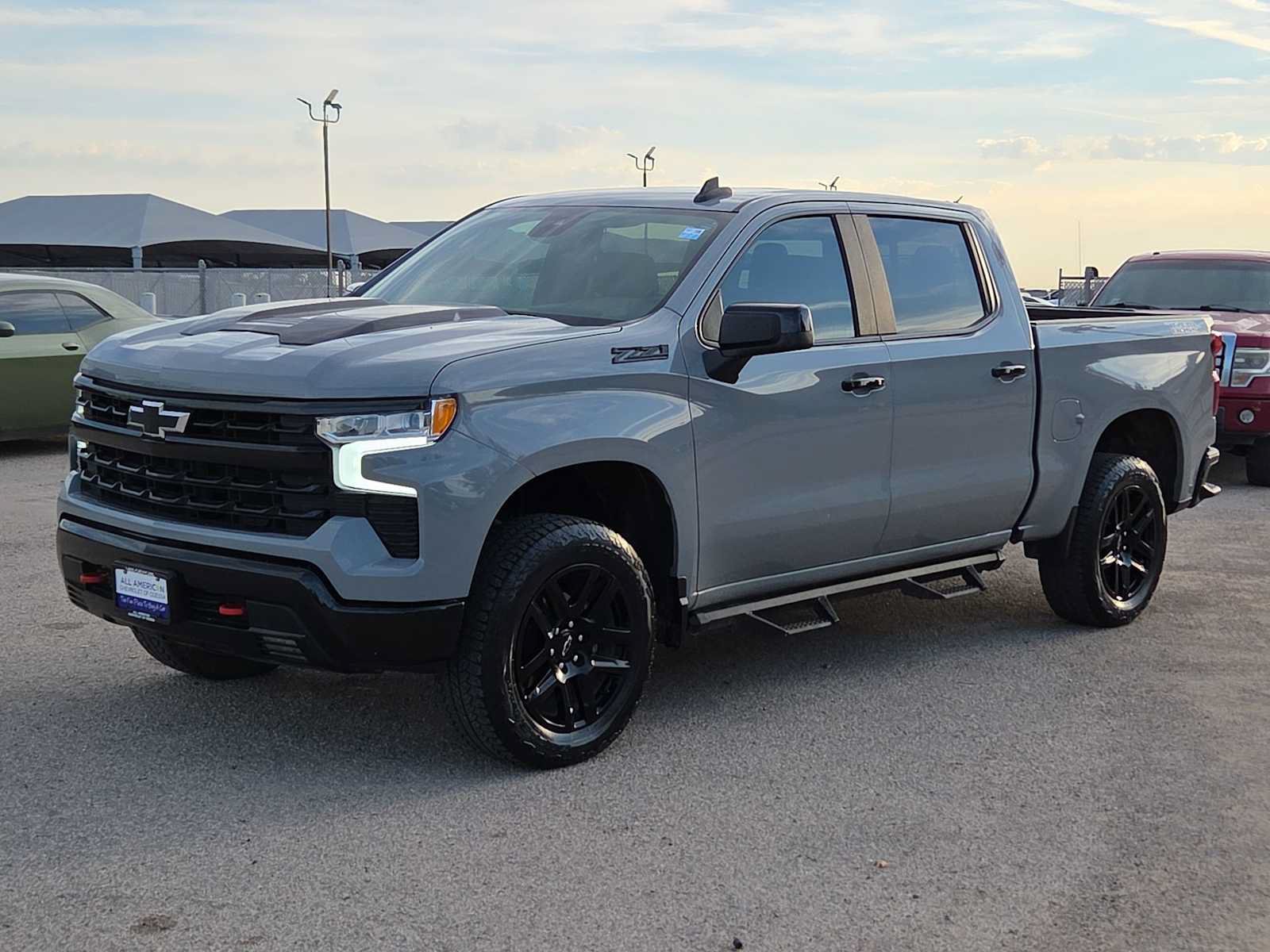 Used 2024 Chevrolet Silverado 1500 LT Trail Boss w/ Convenience Package II AWD/4WD image 4