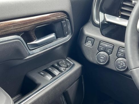 Certified 2025 Chevrolet Silverado 2500 LT w/ Safety Package AWD/4WD image 21