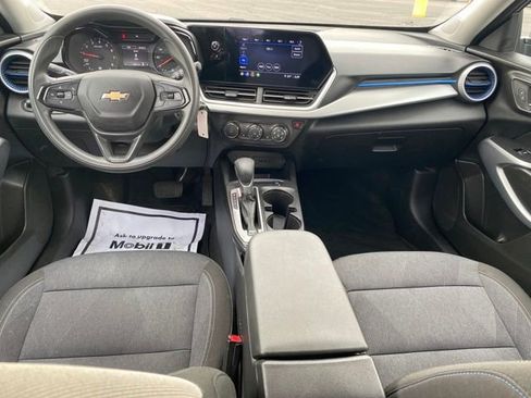 Certified 2024 Chevrolet Trax LS w/ LS Convenience Package image 6