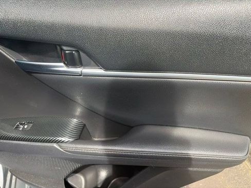 Used 2020 Toyota Camry XSE FWD image 36