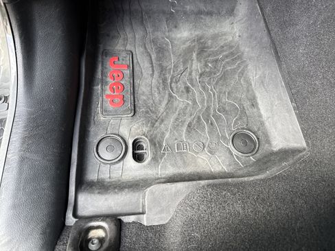 Used 2019 Jeep Wrangler Unlimited Rubicon image 17