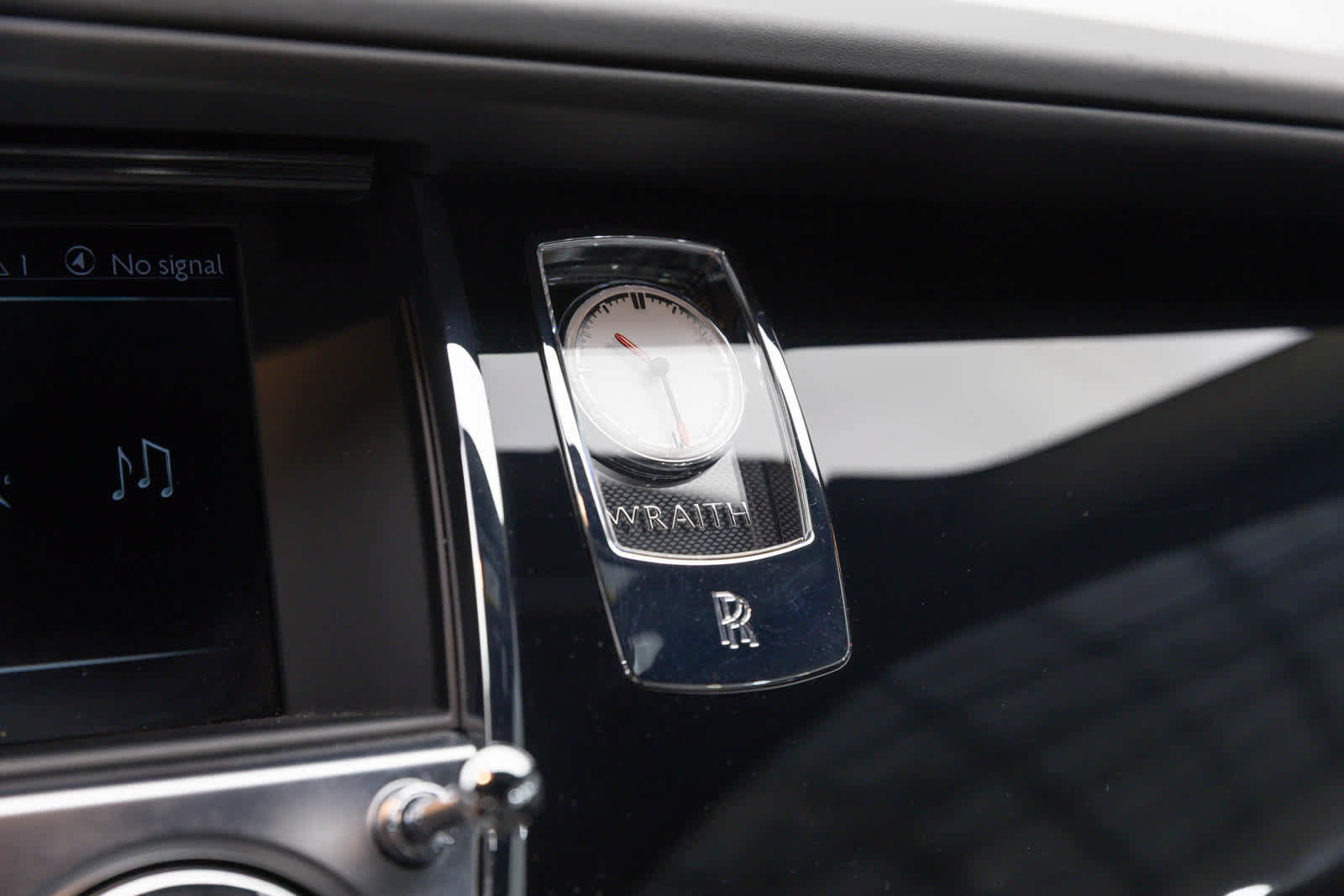 Certified 2018 Rolls-Royce Wraith RWD image 7