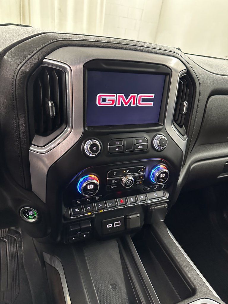 Used 2022 GMC Sierra 1500 SLT w/ SLT Premium Plus Package AWD/4WD image 18