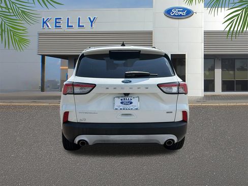 Used 2020 Ford Escape Titanium FWD image 4