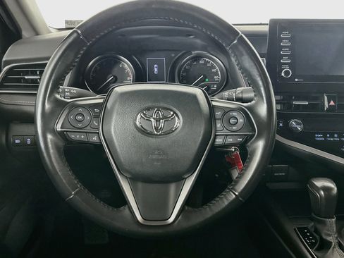 Used 2023 Toyota Camry SE FWD image 17