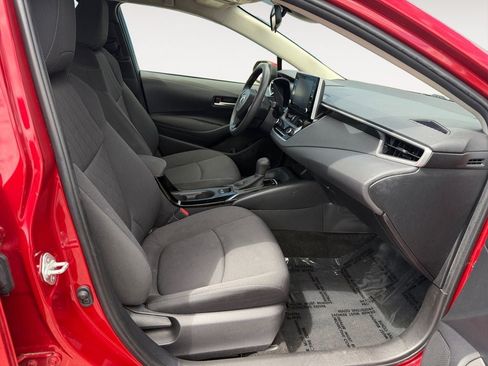 Used 2020 Toyota Corolla LE FWD image 24