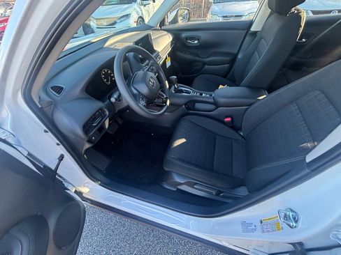 Used 2026 Honda HR-V LX image 30