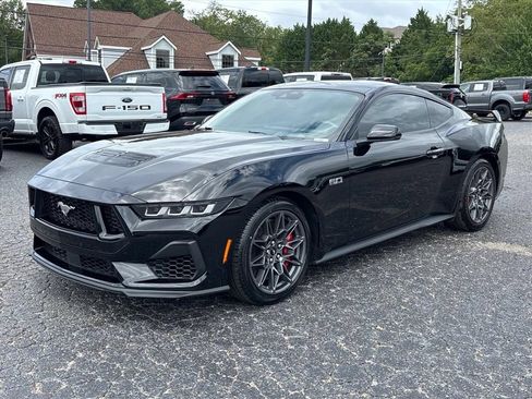 Used 2024 Ford Mustang GT Premium w/ GT Performance Package RWD image 3