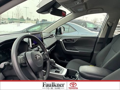 Used 2025 Toyota RAV4 LE image 24