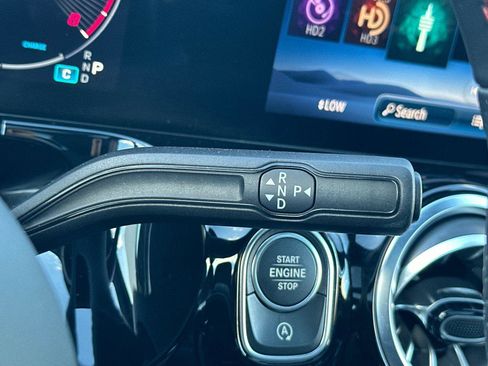 Used 2025 Mercedes-Benz GLA 250 4MATIC image 20