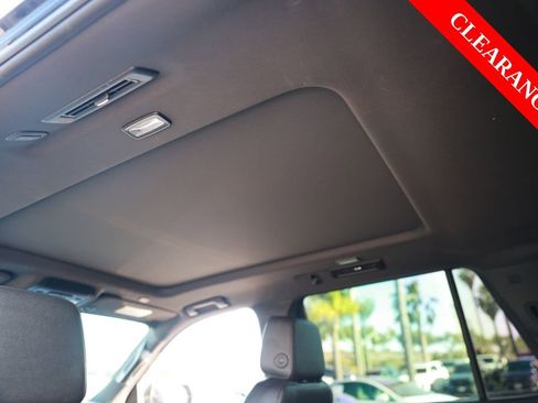 Used 2022 Chevrolet Tahoe Z71 AWD/4WD image 36